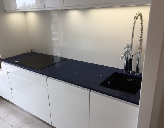 aquitaine granits lacanau de mios bordeaux bassin d'arcachon plan de travail cuisine granits silestone quartz blue stellar brillant